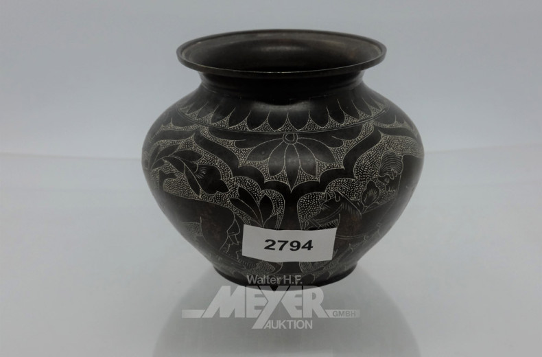 oriental. Vase, Metall, mit erotischen