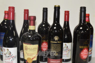 15 Flaschen Rotwein