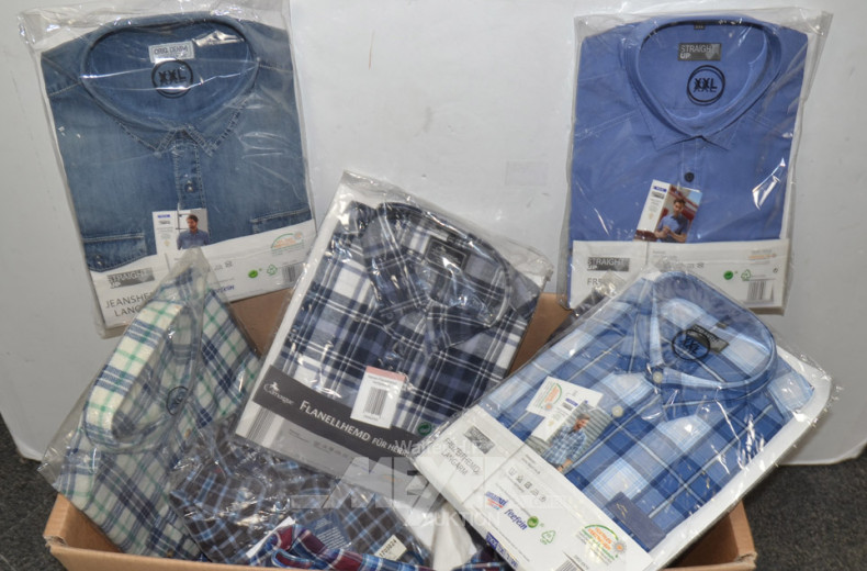 Posten neuwertiger Herrenhemden