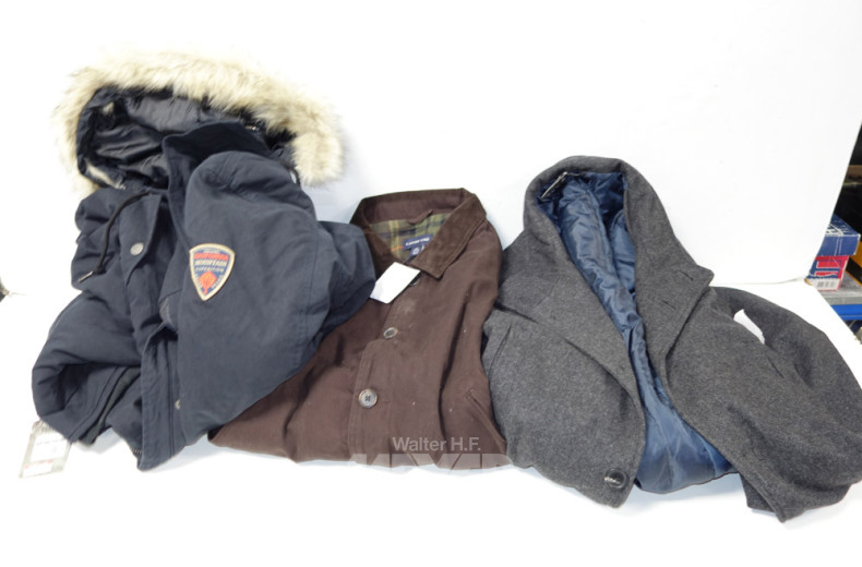 Posten neuwertiger Jeans- u. Stoffjacken