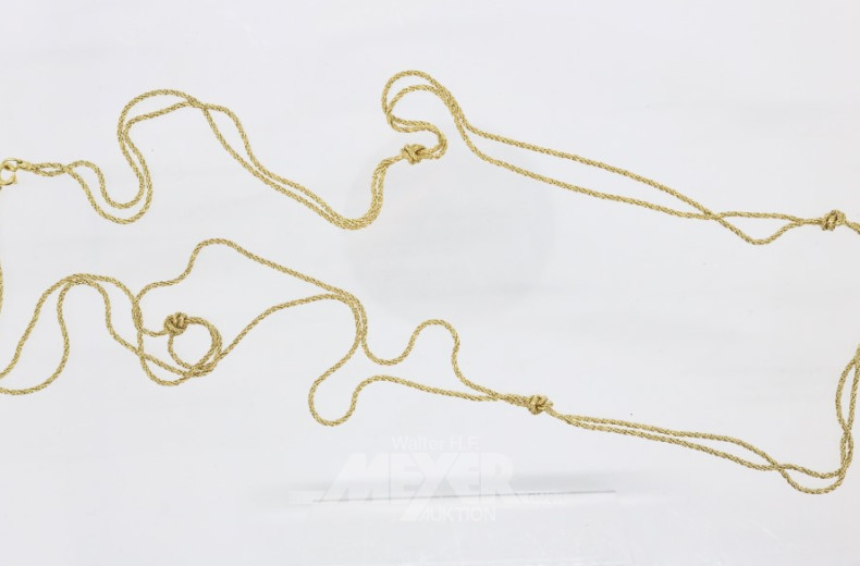 zarte Kette, doppelreihig mit Knoten,