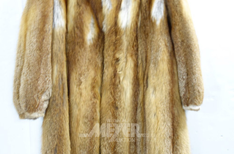 6 div. Pelzmäntel u. 1 Stola