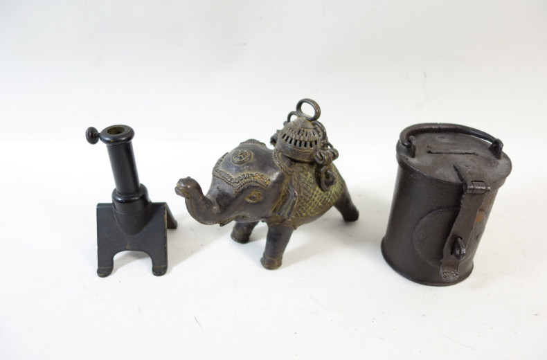 Räuchergefäß: Elefant,