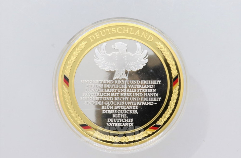 2 Gigantenprägungen 3-facher + 4-facher