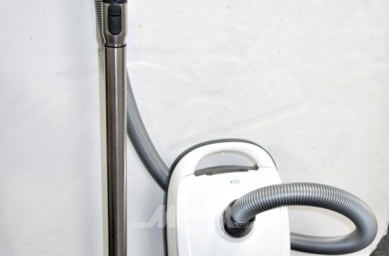 Staubsauger MIELE, Modell: 6210