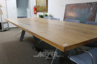 Konferenztisch, Kernbuche massiv auf
