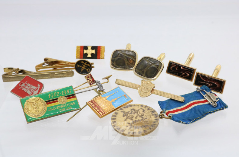 Posten Münzen, Orden und Modeschmuck