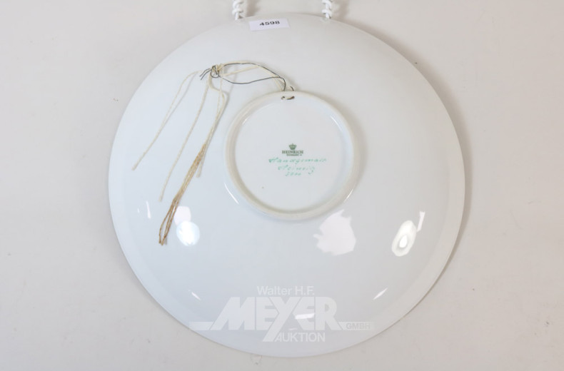 großer Wandteller mit Pfaumotiv