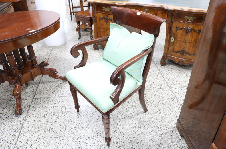 Paar Armlehnenstühle, Mahagoni,