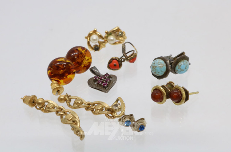 7 Paar Ohrstecker sowie