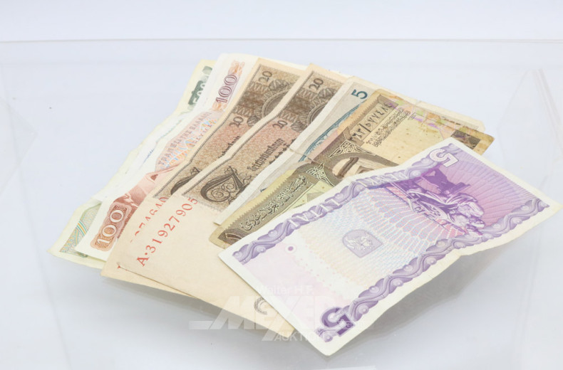 Posten div. ausländische Banknoten