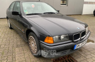 BMW 318i