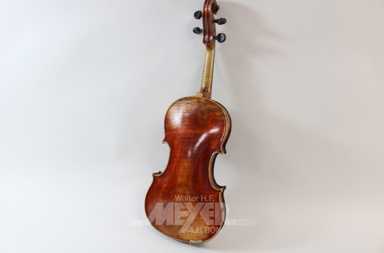 Schülergeige mit 2 Bögen und Koffer,