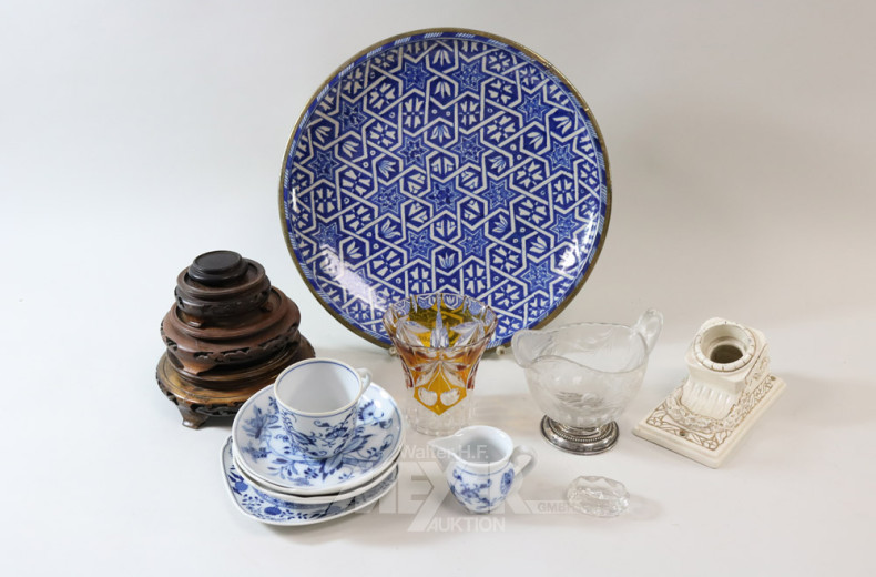 Keramikteller mit versch. Dekoration: