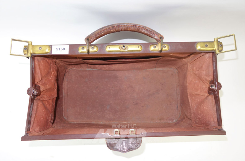 Arzttasche, braun, Gebrauchsspuren