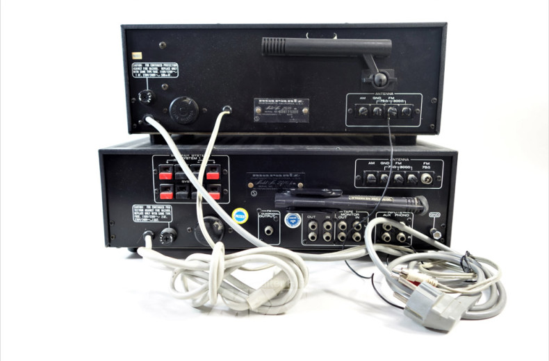 4 HiFi Geräte MARANTZ, best. aus: