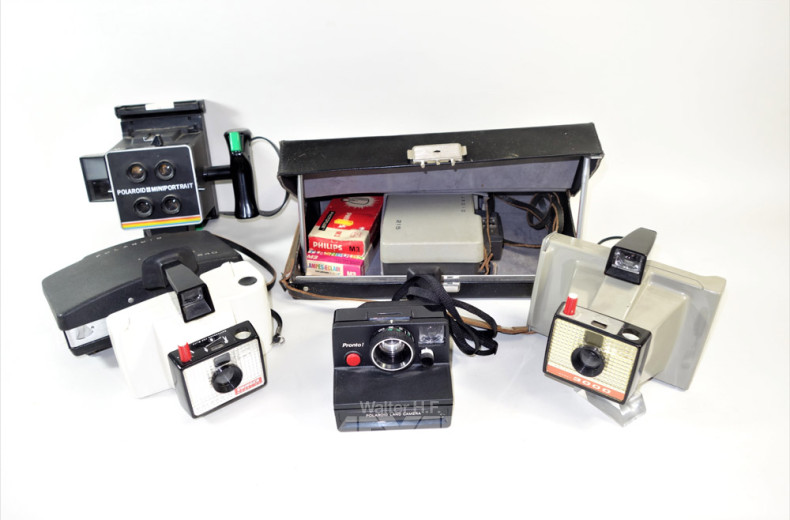 gr. Posten POLAROID-Kameras u. Zubehör