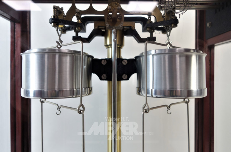 alte Präzisionswaage ''Satorius-Werke''