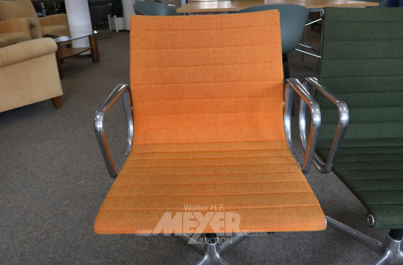 3 Konferenzstühle, tlw. starr