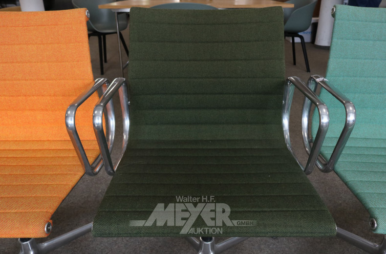 3 Konferenzstühle, tlw. starr