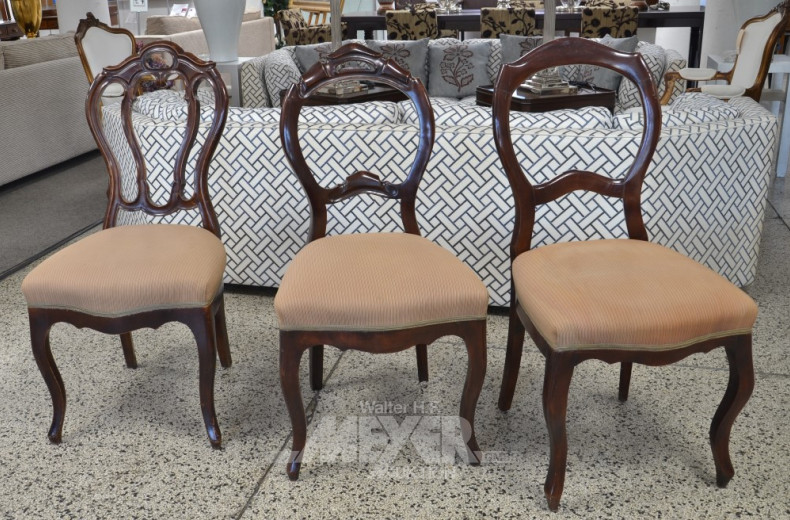 6 versch. Nussbaum Stühle