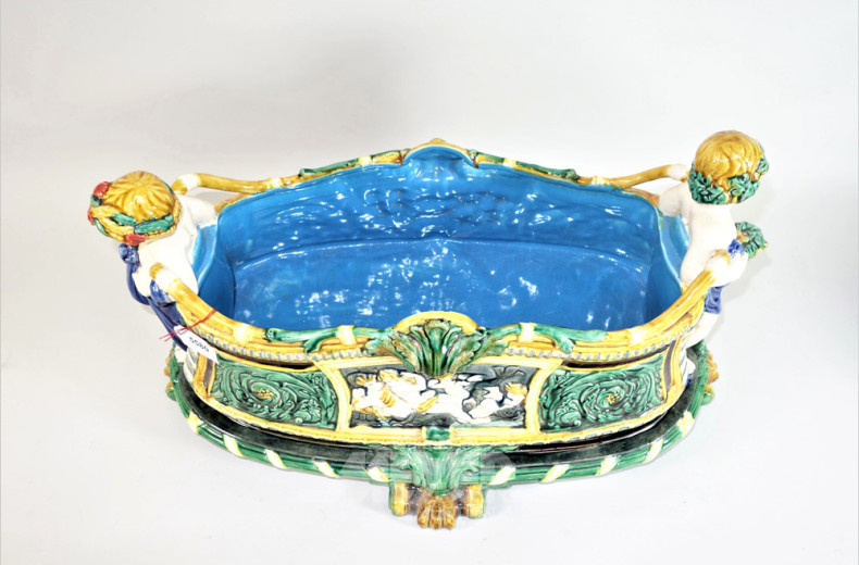 Majolika-Jardiniere, leicht bestossen,