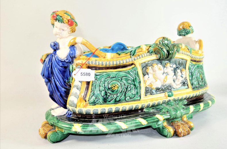 Majolika-Jardiniere, leicht bestossen,