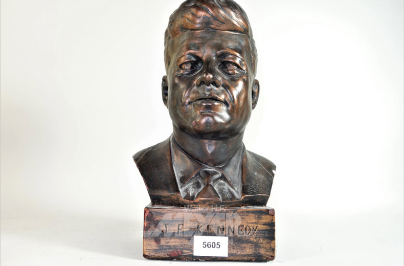 Gipsbüste ''Kennedy'', H: ca. 32 cm,