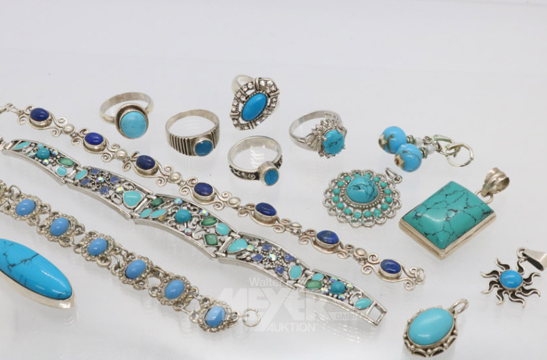 Posten Mode-und Silberschmuck-Garnituren