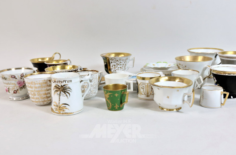 Posten Sammeltassen u. Porzellanschalen,