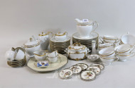 Posten versch. Porzellan-Serviceteile,