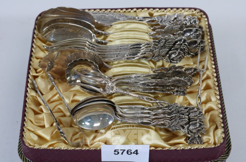 kl. Posten Kuchengabeln, Vorlegebesteck