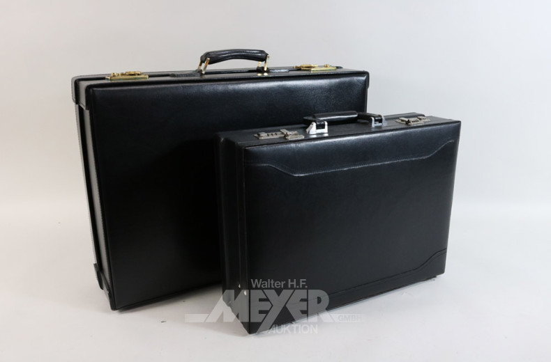 3 versch. Reisekoffer und 1 Aktenkoffer