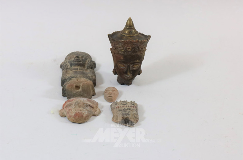 3 kl. Ausgrabungen, vermutl. asiatisch