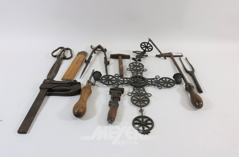 Konvolut historischer Waagen