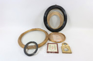 kl. Posten versch. Bilder und Rahmen,
