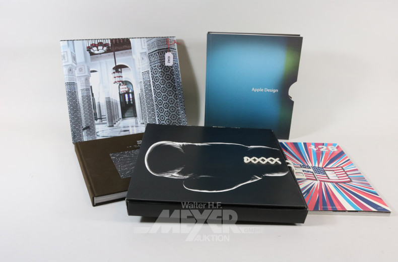 4 versch. Bildbände und Magazine