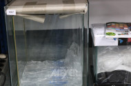 3 Aquarien, versch. Größen, inkl. Zubehör: