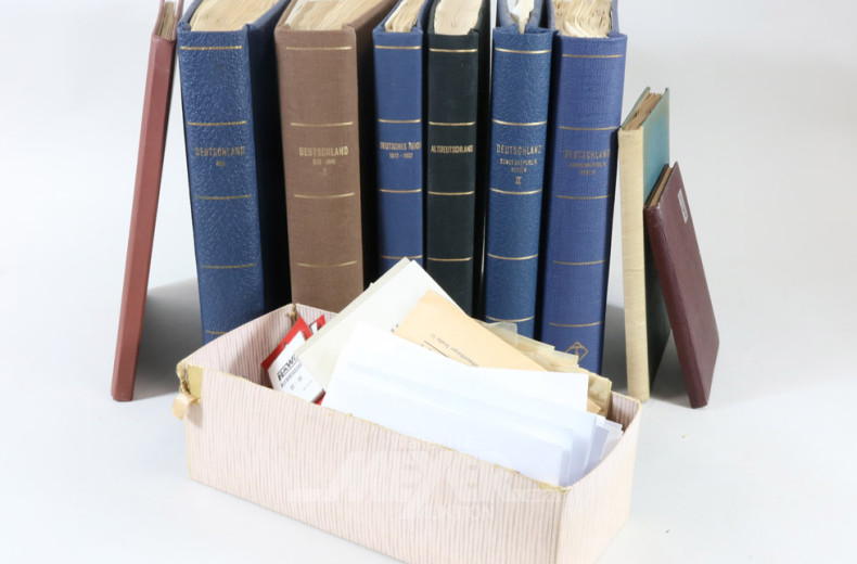 Posten Briefmarken, ca. 14 Alben sowie