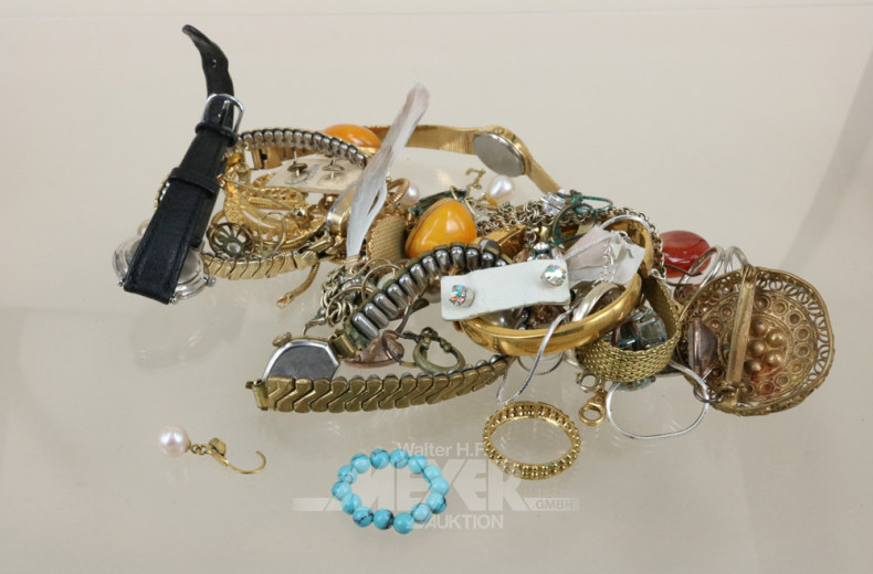 5 Damenarmbanduhren und 1 Konvolut