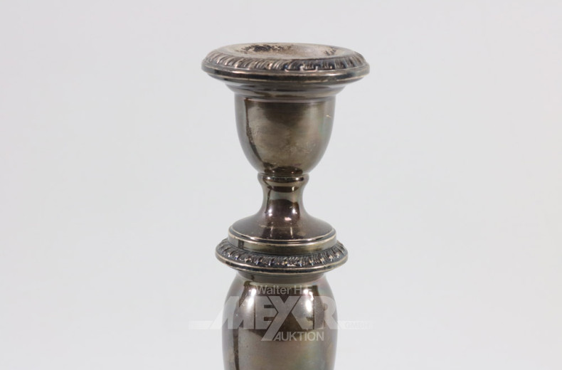 Paar Kerzenleuchter, versilbert,