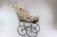 nostalgischer Puppenwagen, incl. Puppe