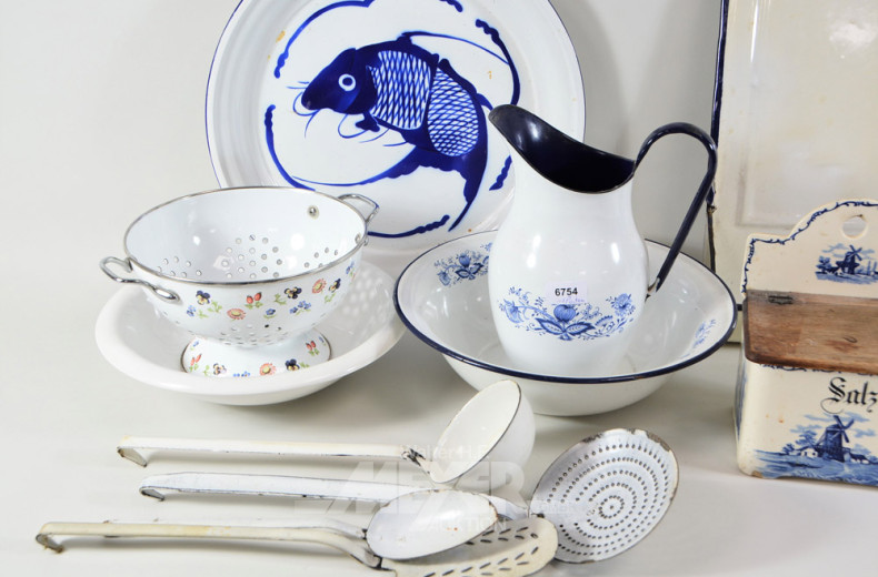 Posten Emalliertes: Nudelsieb, Kellen,