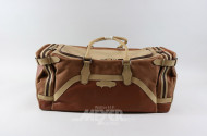 gr. Reisetasche, hellbraun, neuwertig,