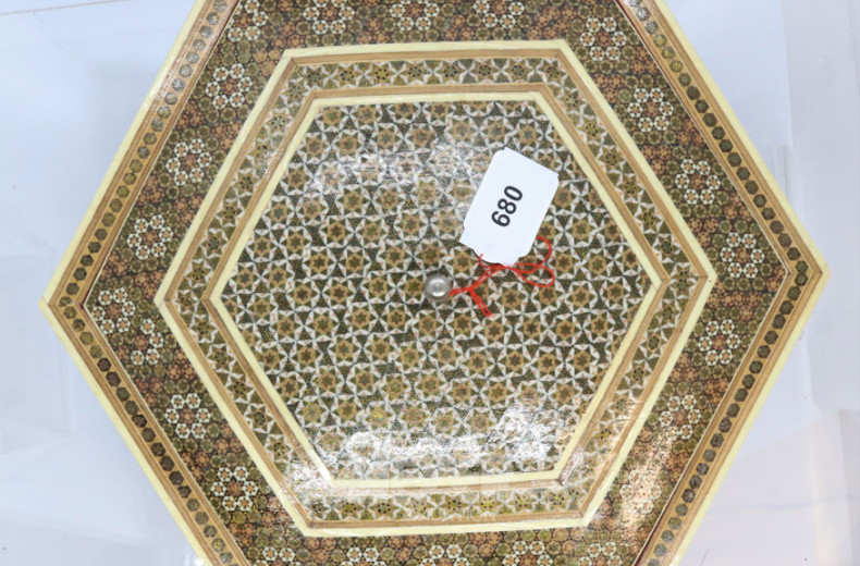 2 Orientalische Schmuck-Schatullen