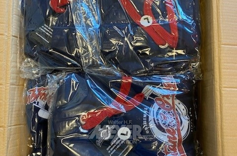 Partie von 33 Kartons mit 892 Hoodies,