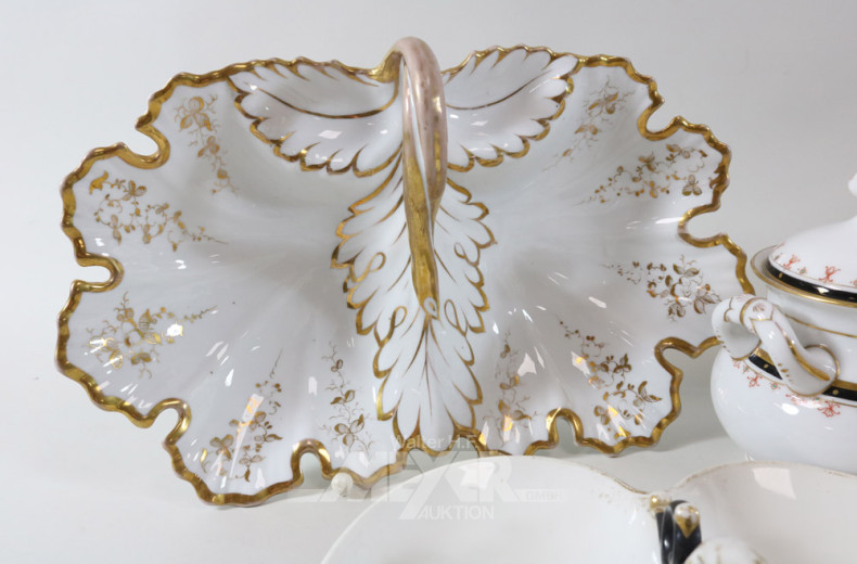 Posten versch. Porzellan-Dekorationen: