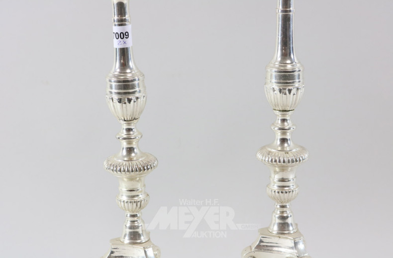 Paar ''Altarleuchter'', Metall;
