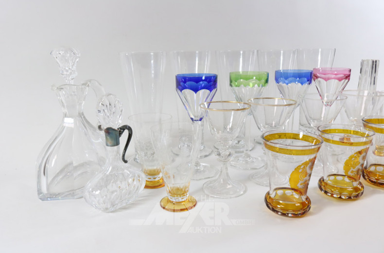 Posten versch. Gläser und Karaffen