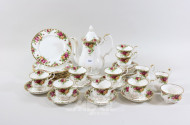 Porz. Kaffee-Service ''Royal Albert'',